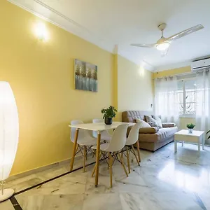Cyv Centrally Located 1 Bed 1 Bath Near The Apartamento